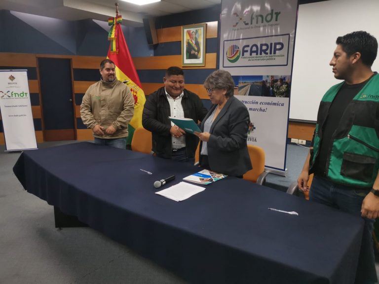 FIRMA DE CONTRATO - GRAN CHACO 1