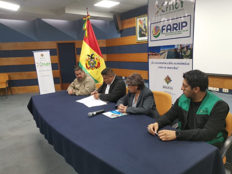 FIRMA DE CONTRATO - GRAN CHACO 2