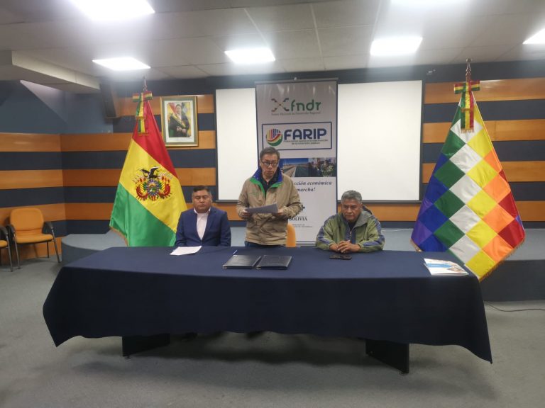 FIRMA DE CONTRATO - GAM COLCAPIRHUA (5)