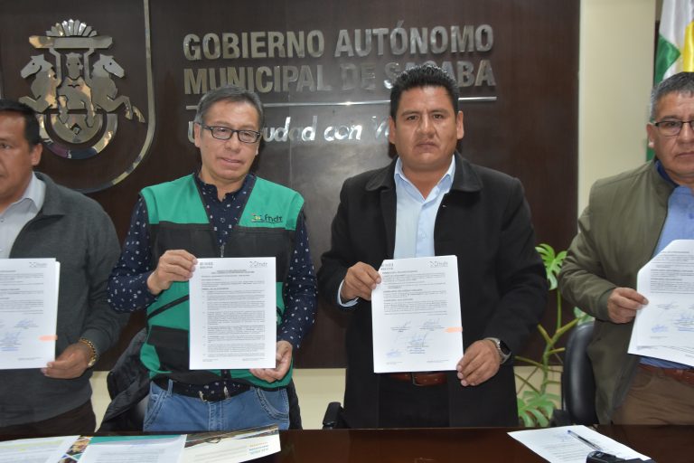 FIRMA DE CONTRATO - GAM SACABA (5)